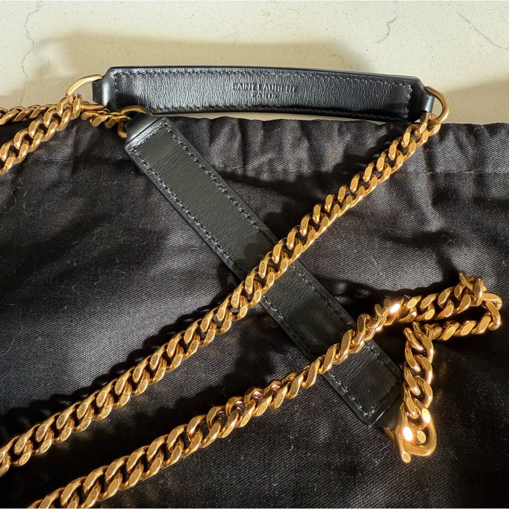 Saint Laurent LouLou Medium Shoulder Bag - Picture 6 of 10